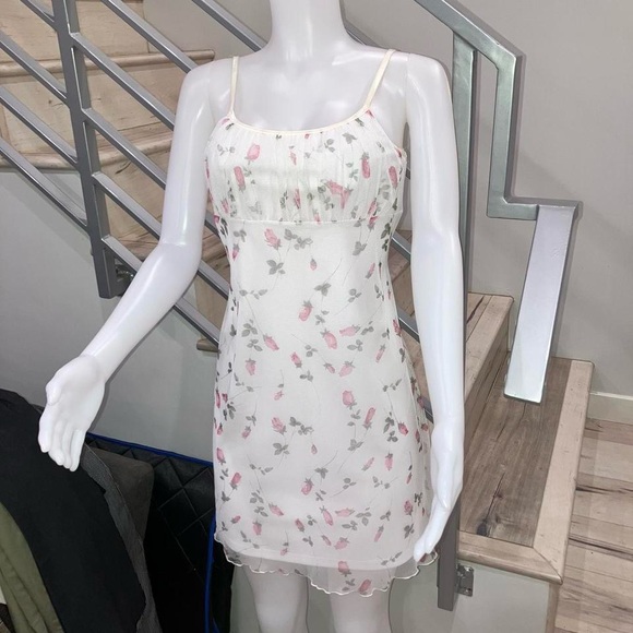 Vintage 90s y2k Finesse Floral Mini Dress - White and Pink - Picture 2 of 6